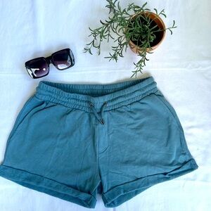 Icyzone dusty blue casual lounge shorts. Size XL.